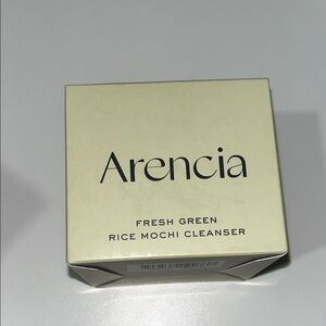 BNIB Arencia Fresh Green Rice Mochi Cleanser - Light Green